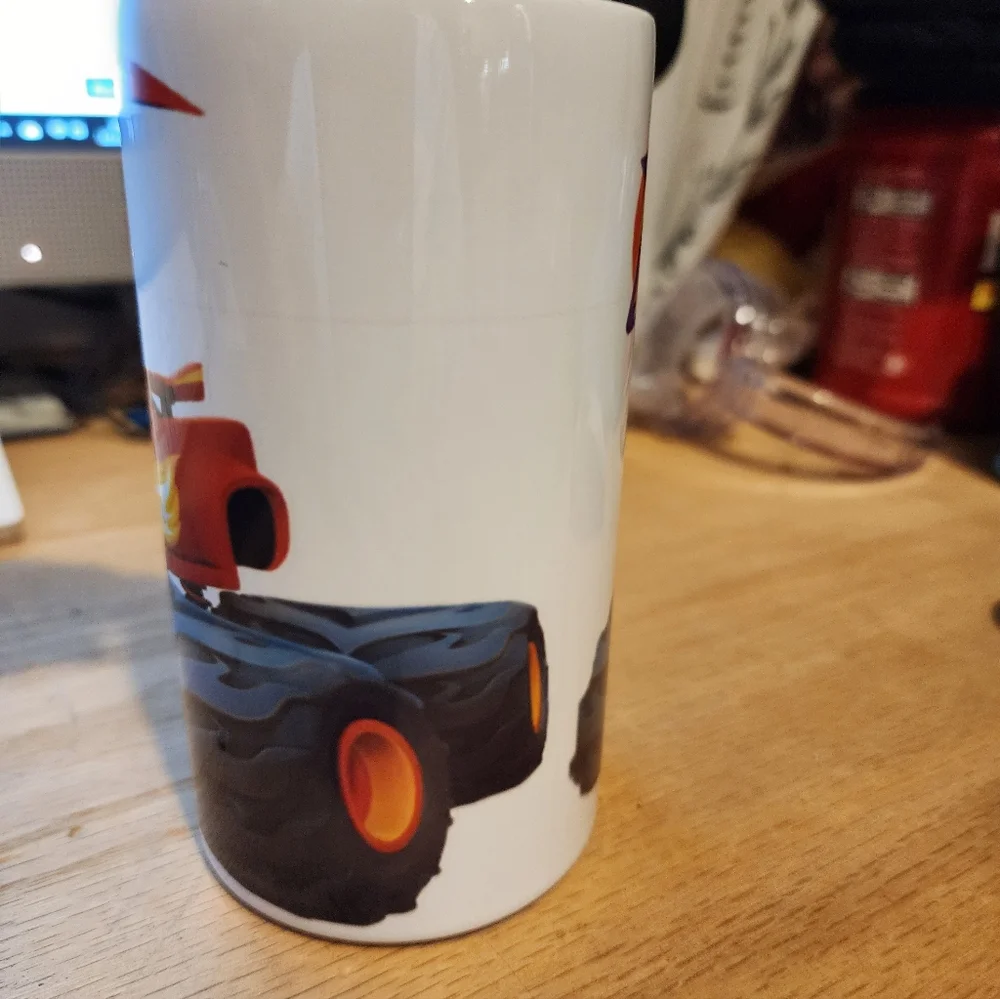 Blaze and the Monster Machines Mug - Picture 3 of 11